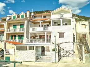  Apartmani Jadera  Бол